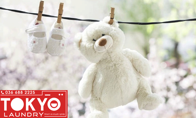 Không nên treo trên dây vì dễ bị rách