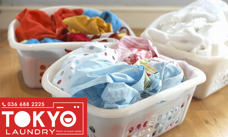 Phân loại theo màu sắc trước khi giặt