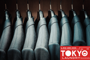 tự giặt hấp áo vest tại nhà