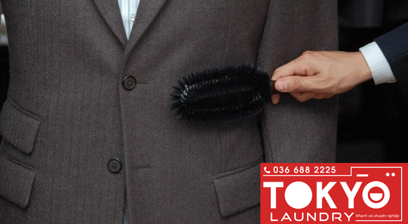Giặt khô áo vest, bộ vest uy tín
