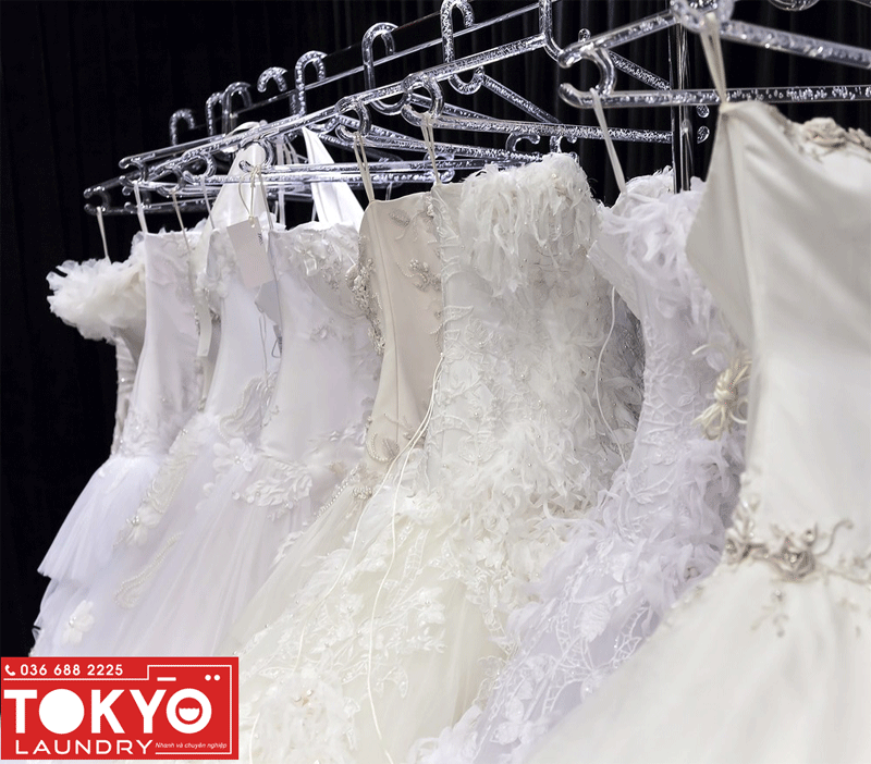 quần áo giặt khô