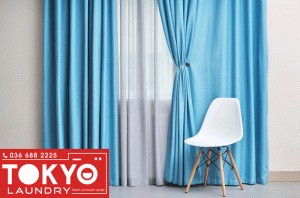 Giặt khô rèm cửa. màn cửa
