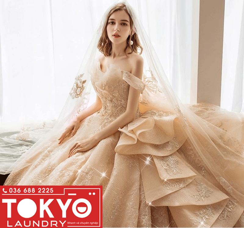 Có nhiều cách để làm sạch váy cưới