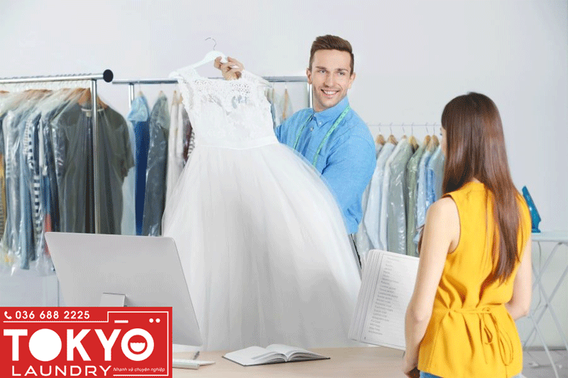 GIặt khô váy cưới