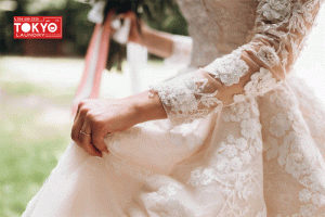giặt váy cưới bằng tay