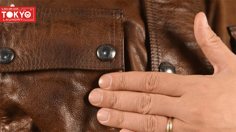 Cách bảo quản áo da