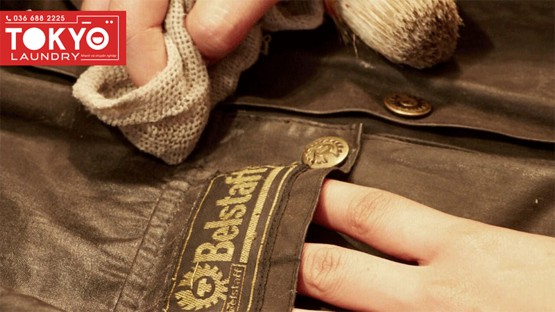 Cách bảo quản áo da đung cách