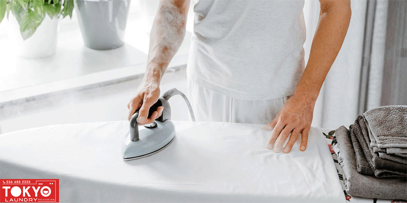 Sử dụng tủ hấp quần áo