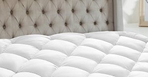 giặt nệm topper giá rẻ