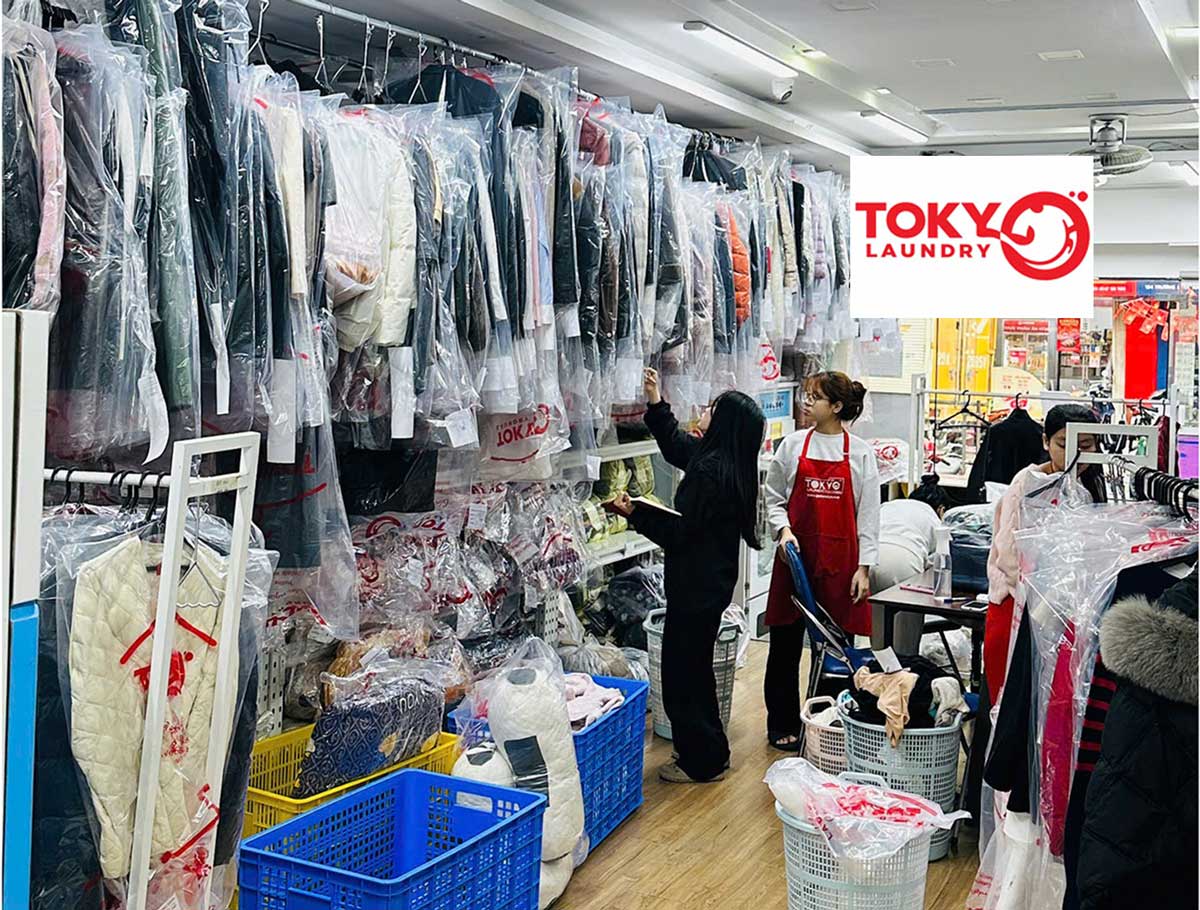 Không gian tiệm giặt khô là hơi áo vest chuyên nghiệp giao nhận tại Bạch Mai